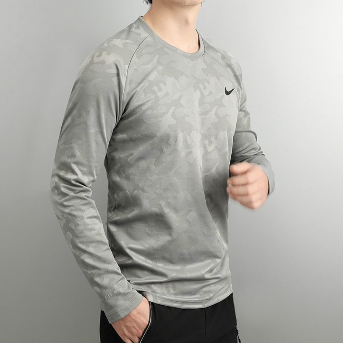 T-Shirt Nike Manches Longues – Gris/Motif